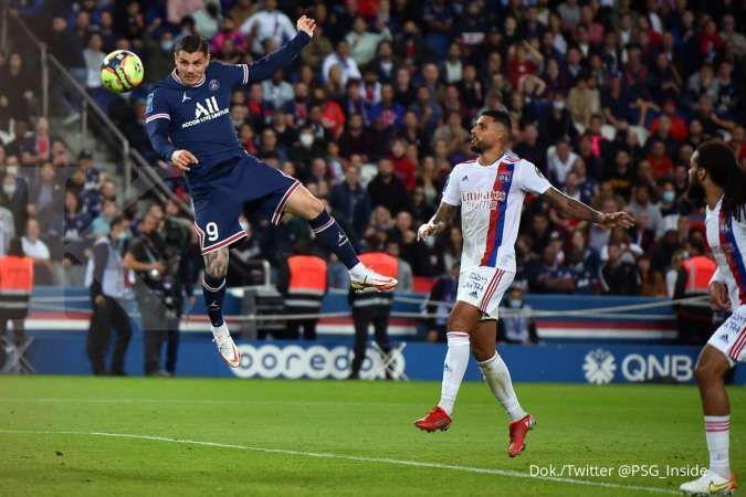 Hasil Ligue 1 PSG vs Lyon: Les Parisiens bungkam Les Gones 2-1