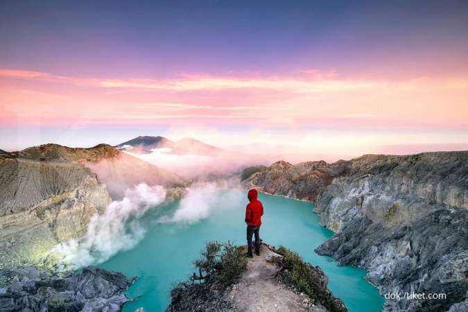 Satu Hari Paket Tur Kawah Ijen dan Baluran Hanya Rp 400.000 di Tiket.com