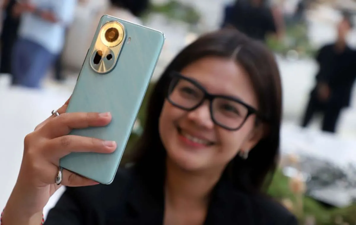 Oppo Resmi Meluncurkan Reno 11 Series, Ada Fitur Baru: Penguat Sinyal