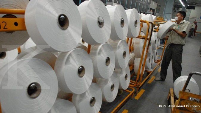 Industri Polyester Terancam Berhenti Produksi Akibat Impor Bahan Baku Sulit