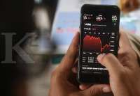 Ini 10 saham paling banyak dilego asing saat IHSG merosot 0,94%