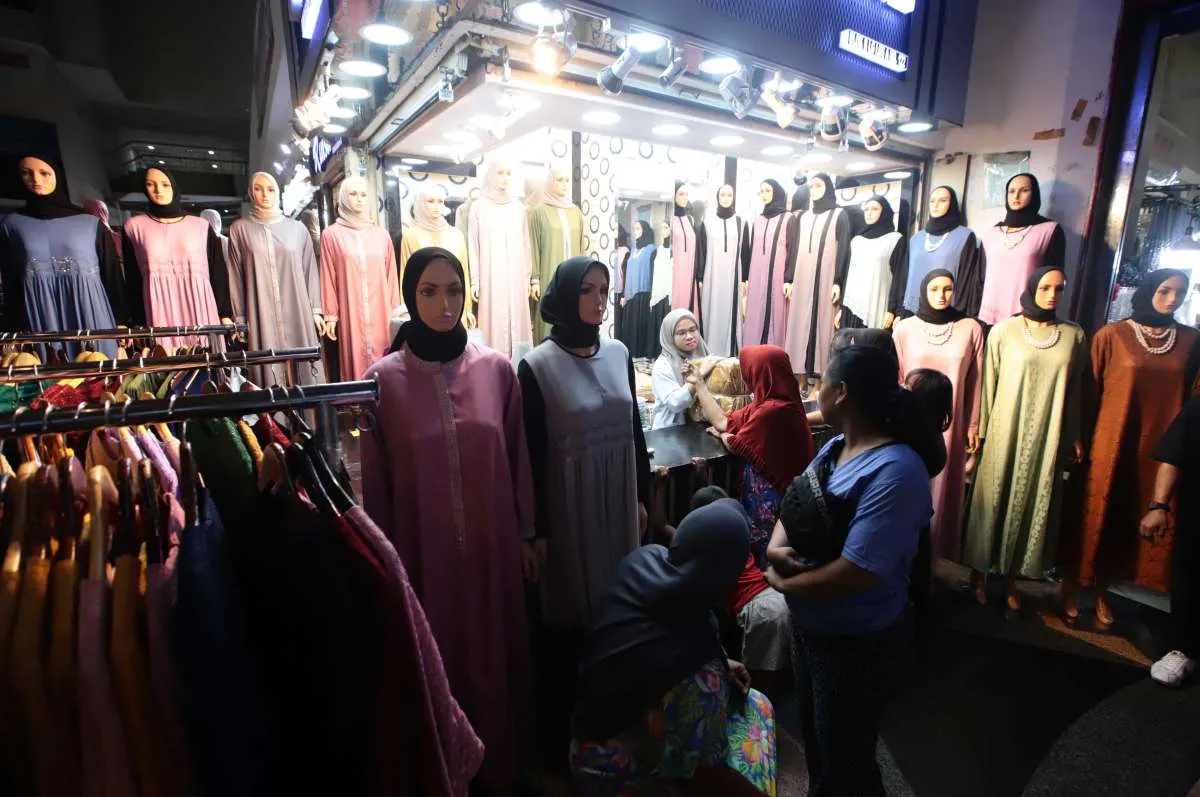 Data BI: Porsi Pendapatan untuk Konsumsi Tercatat Turun Pada Oktober 2025