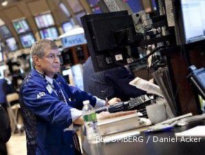 Harga komoditas reli, Dow Jones dan S&P 500 ditutup menguat