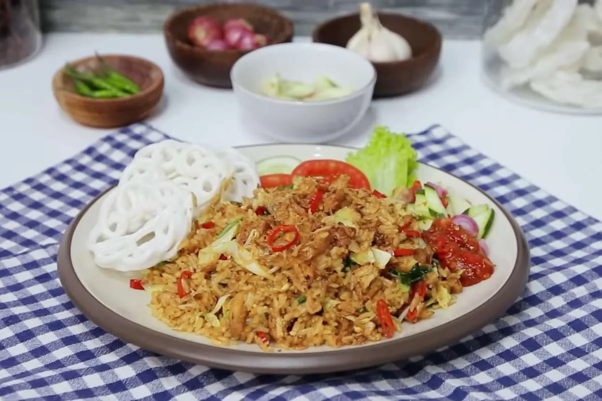 Resep Nasi Goreng Jawa Komplit Ala Restoran, Praktis Bisa Dibikin di Rumah