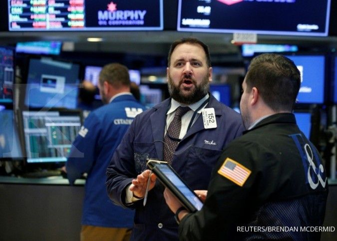 Bursa Wall Street jatuh, tergelincir lonjakan yield obligasi AS