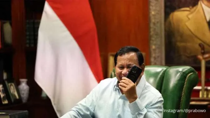 US President Biden Calls Indonesian President-Elect Prabowo to Congratulate