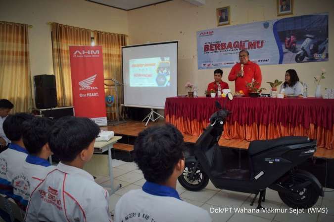 AHM & Wahana Makmur Sejati Edukasi Motor Listrik ke Pelajar SMK di Jakarta-Tangerang