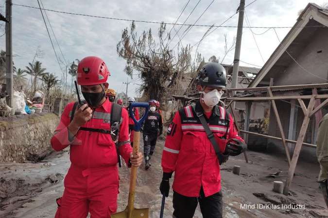 Grup MIND ID Turunkan Tim Tanggap Darurat dan Distribusi Bantuan untuk Semeru
