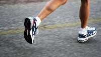 5 Cara Memilih Sepatu Lari yang Tepat agar Tidak Mudah Cedera