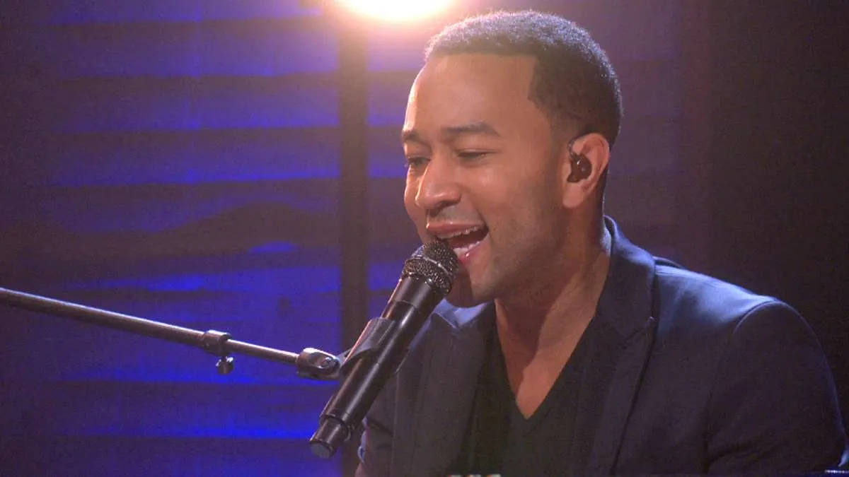 John Legend gelar mini konser di rumahnya besok 