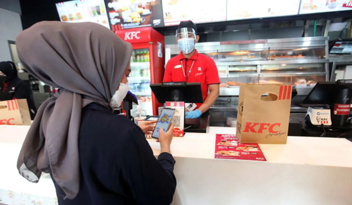 Terpukul Aksi Boikot, Simak Rekomendasi Emiten Restoran