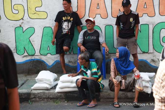 Ekonomi RI Melambat dan Kualitas Menurun, Bansos Beras & BSU Relevan Jadi Penyelamat?
