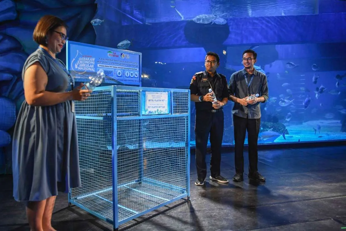 Jakarta Aquarium Perkenalkan Waste Station dan Alternatif Pengurangan Plastik