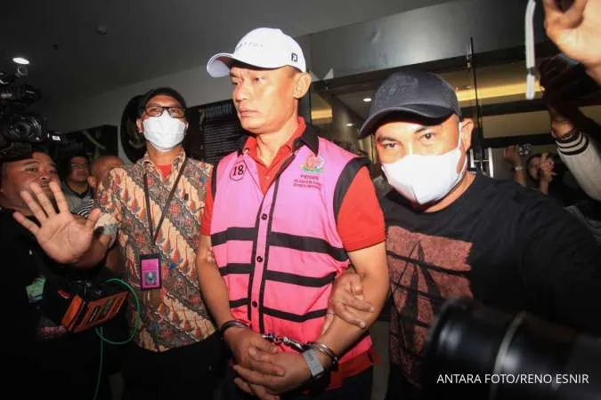 Indonesia Arrests Judge after Palm Oil Companies Cleared of Graft Charges