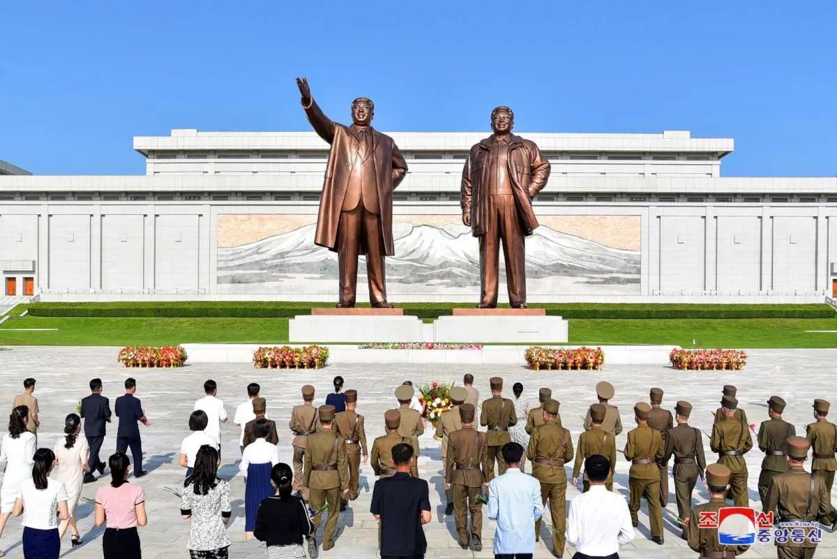 10 Tahun Kematian Kim Jong Il, Warga Korea Utara Dilarang Tertawa