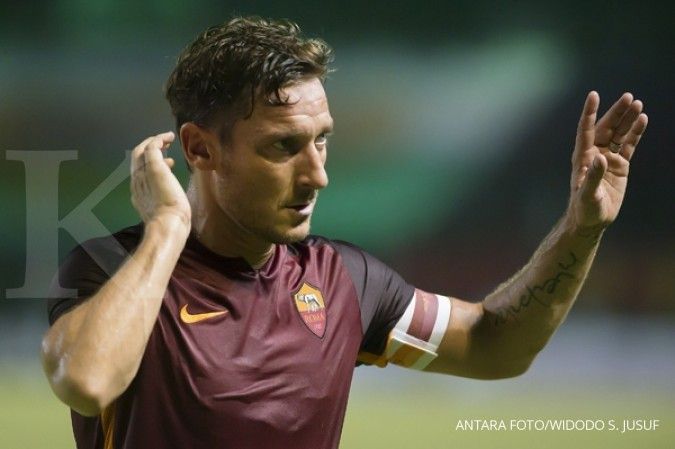 Legenda AS Roma Francesco Totti Buka Peluang Comeback Gila ke Dunia Sepak Bola