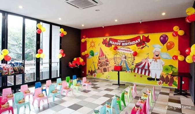 Promo Birthday Party di Richeese Factory, Ada Ayam Non-Pedas dan Fasilitas Lengkap