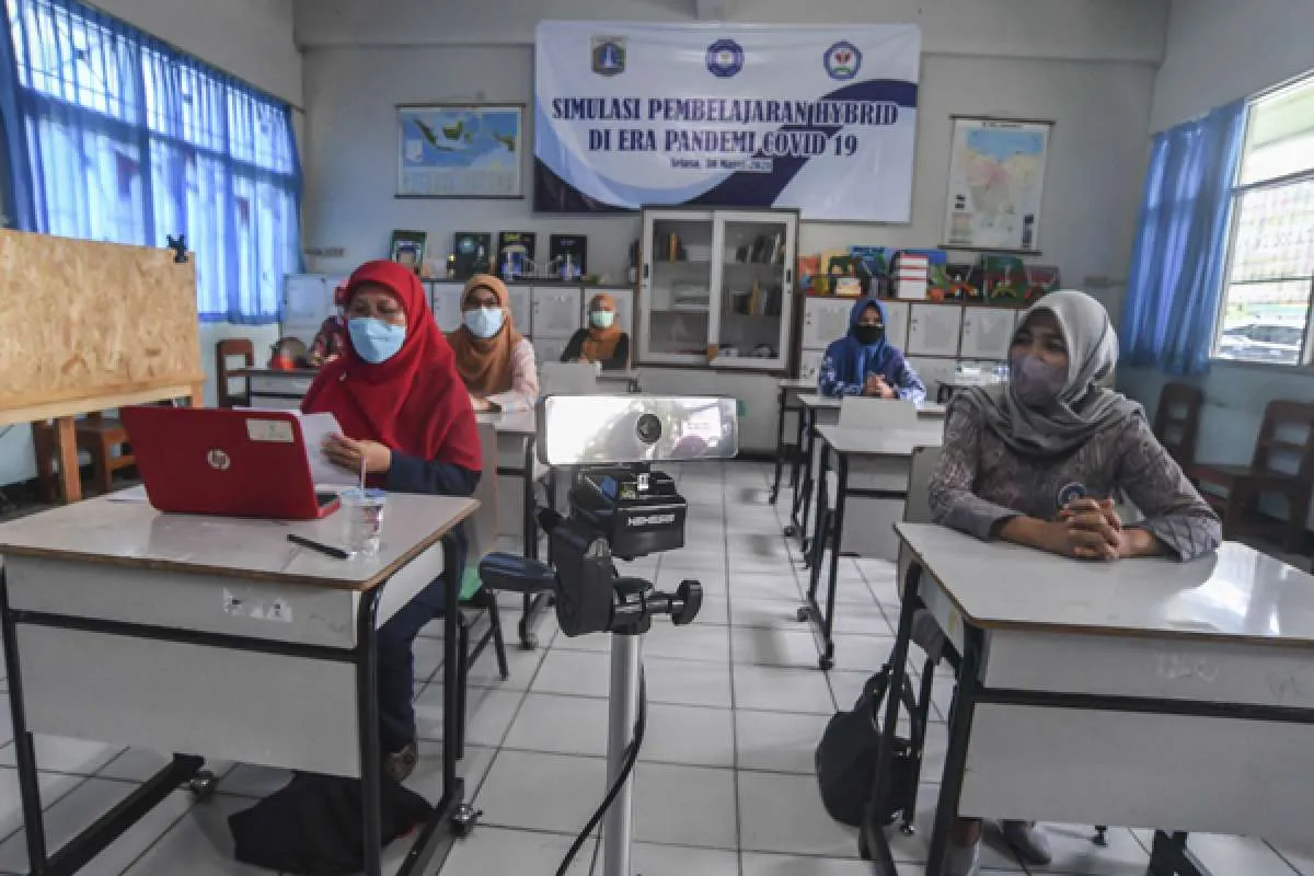 Soal pembelajaran tatap muka, pengamat menilai yang terpenting persetujuan orang tua