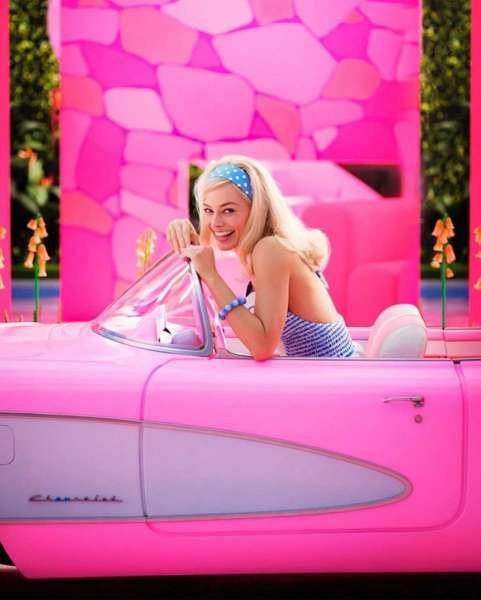 Margot Robbie di film Barbie