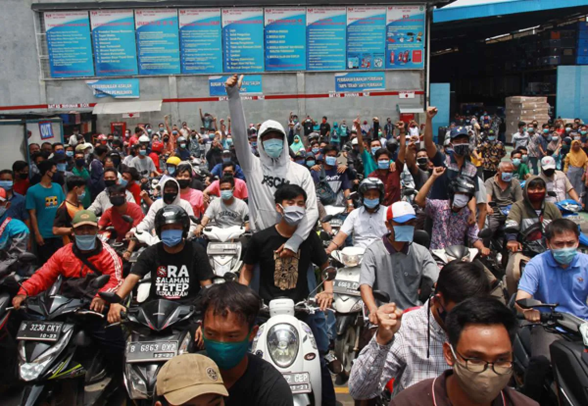 Khawatir aksi mogok kerja perburuk ekonomi, Istana minta tempuh jalur konstitusional