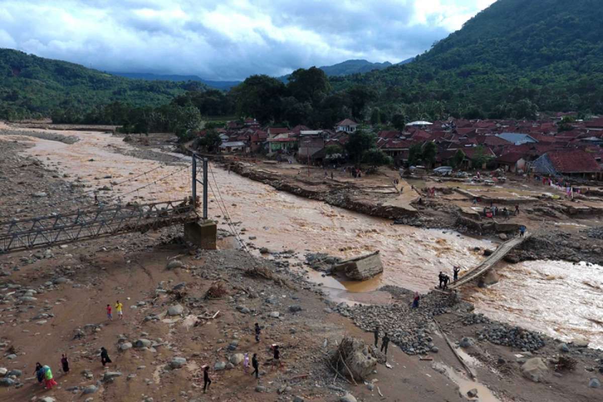 Bencana banjir dan longsor Banten