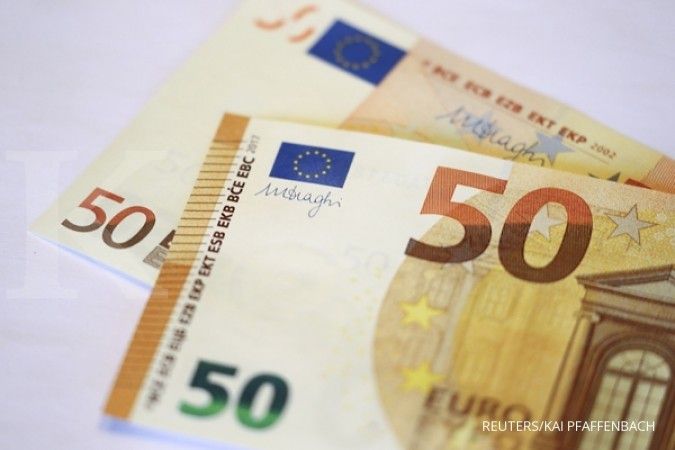 Profit taking melemahkan euro