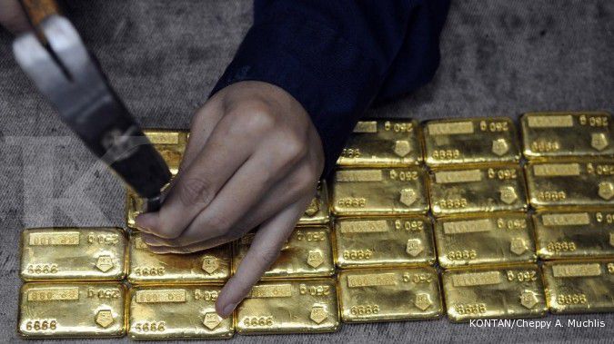 Harga emas Antam hari ini turun Rp 1.000 per gram