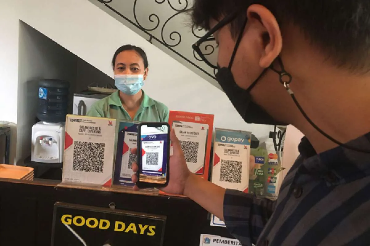 Transaksi QRIS di Sejumlah Dompet Digital Tumbuh Positif