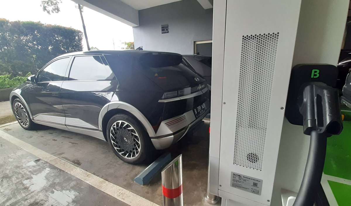 Harga Baterai Mobil Listrik Capai 50% Harga Mobilnya