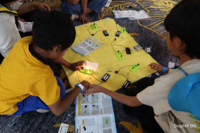 Ini Manfaat Aktivitas Belajar Sambil Bermain melalui STEM bagi Perkembangan Anak