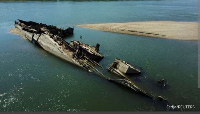 Sungai Danube di Eropa Mengering, Kapal Perang Dunia II Bermunculan