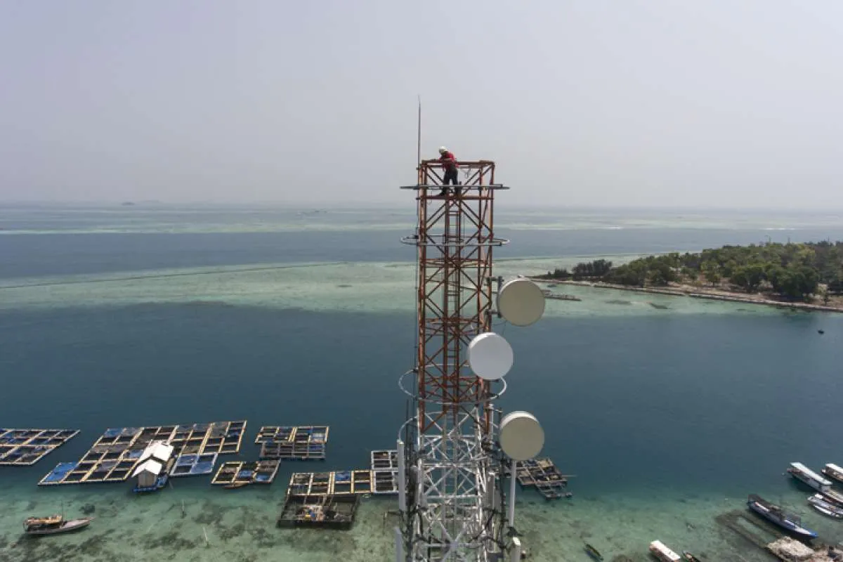 Emiten menara tambah utang, analis nilai positif aksi korporasi ini