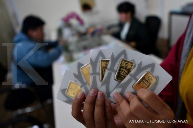 Harga jual emas Antam naik menjadi Rp 671.000
