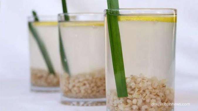 5 Alasan Air Barley Efektif Menurunkan Berat Badan bila Diminum Setiap Hari