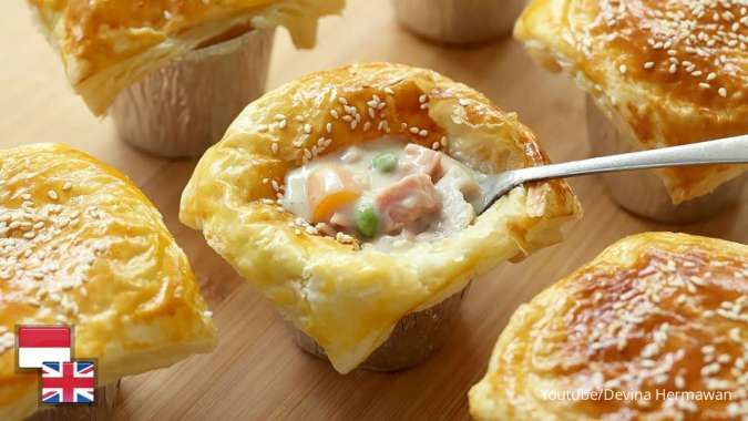 Resep Zuppa Soup Ayam dengan Puff Pastry Super Tebal dan Renyah