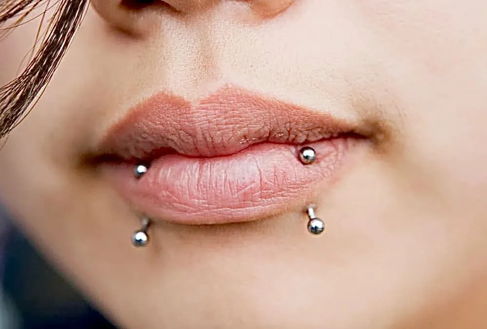 Tindikan snake bite piercing