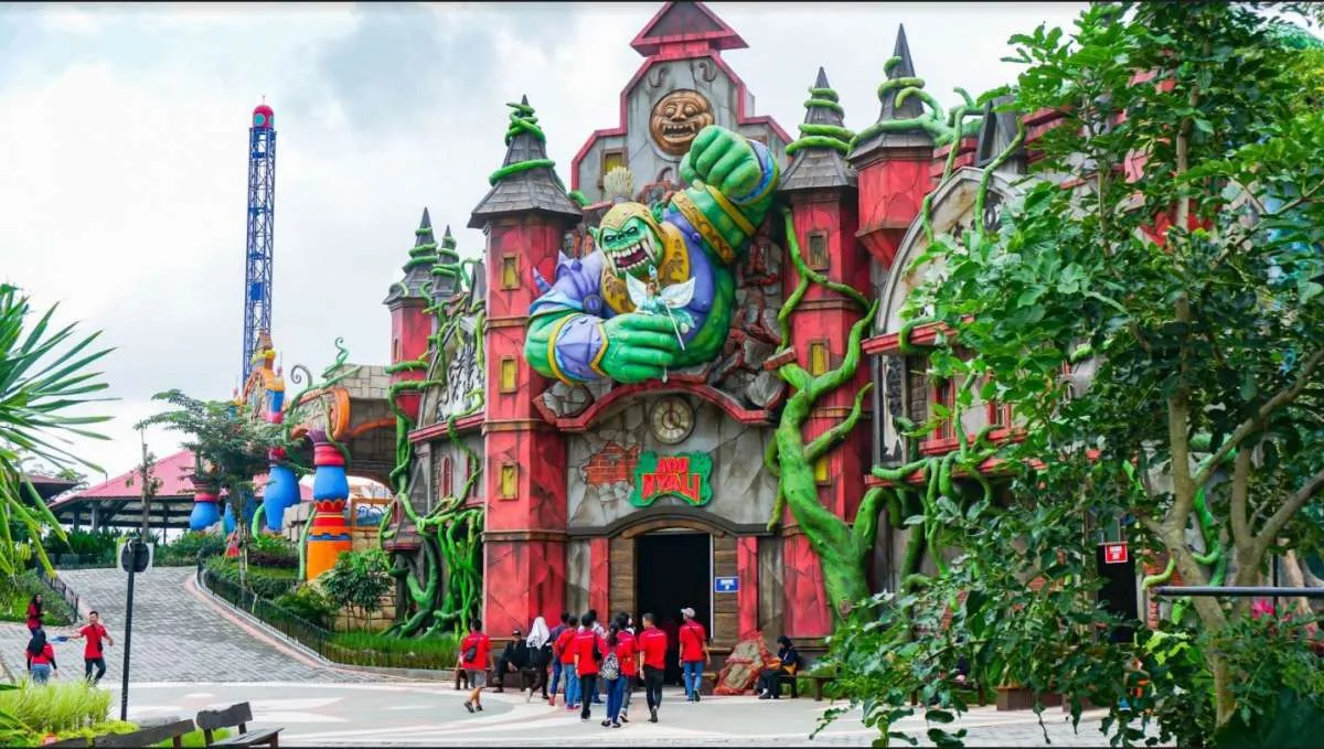 Harga Tiket Saloka Theme Park Mei 2024, Lokasi, dan Jam Operasionalnya
