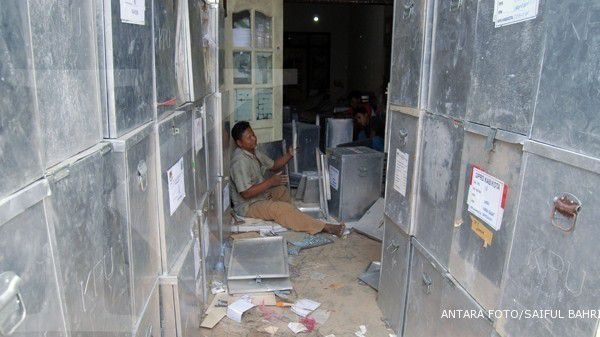 Gudang terbatas, logistik pemilu terancam rusak