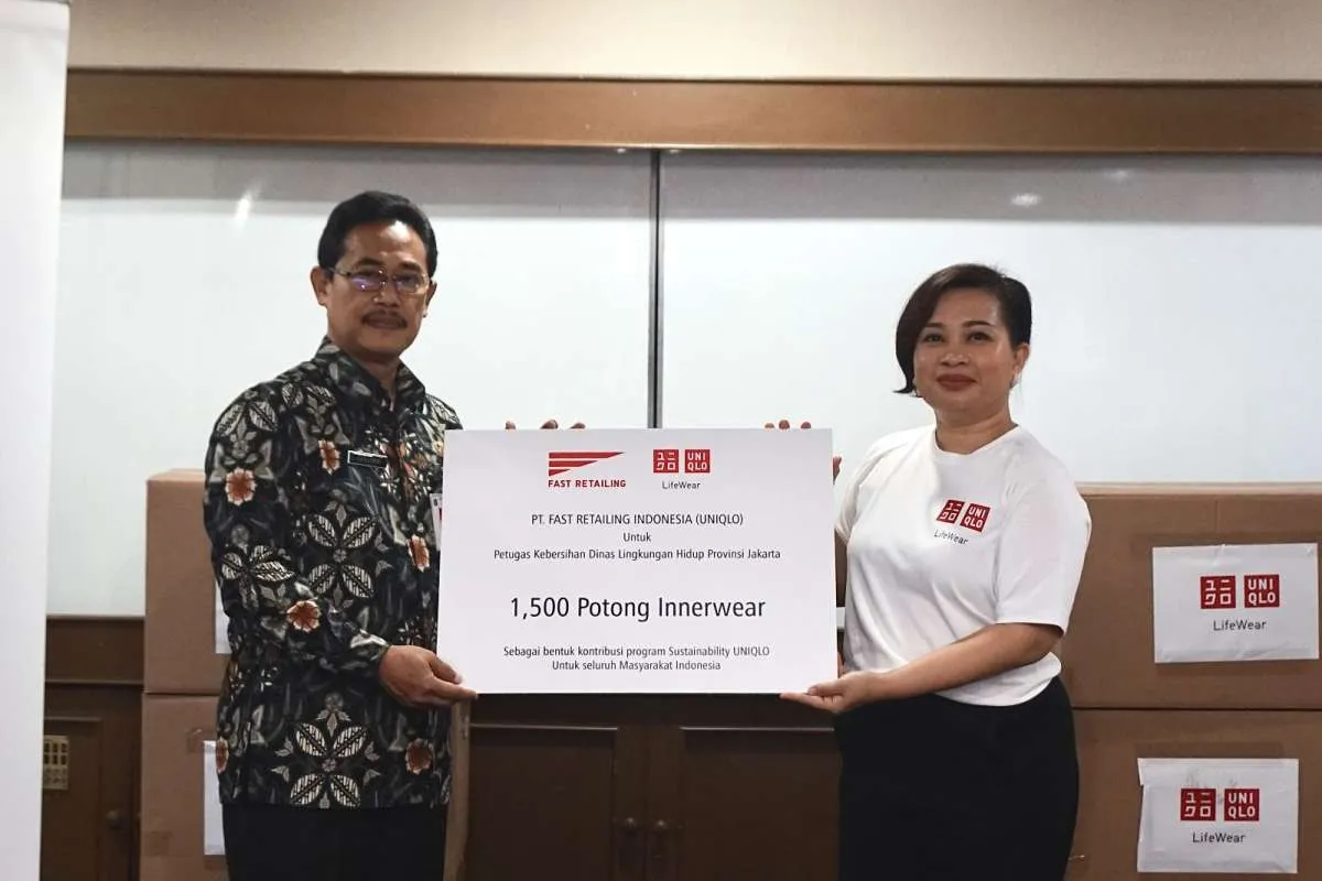UNIQLO Donasikan 1.500 Innerwear untuk Para Petugas Kebersihan Perempuan