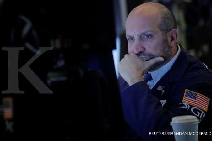 Wall Street bergerak mixed tertekan penurunan tajam saham Twitter