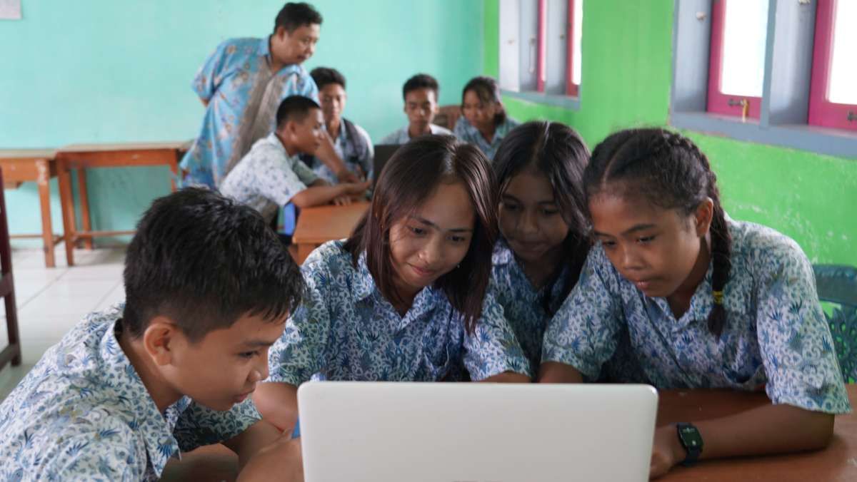 Sekolah Makin Terbiasa Gunakan Teknologi