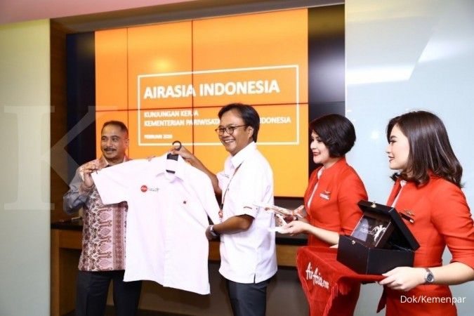 Ini pemberian Dirut AirAsia ke Menteri Pariwisata