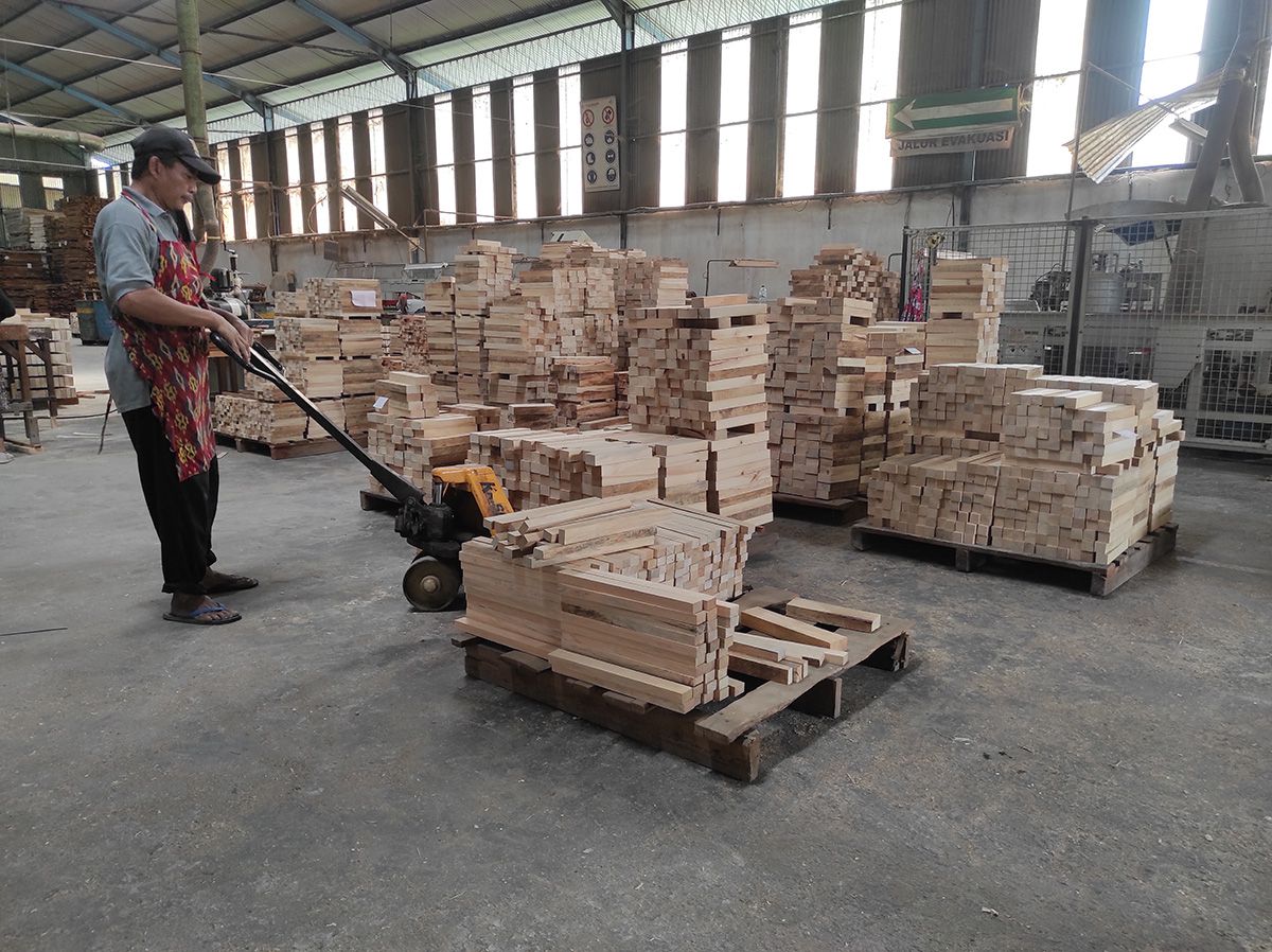 Terus Ekspansi Bisnis, Darmi Bersaudara (KAYU) Menjangkau Dua Pasar Ekspor Baru