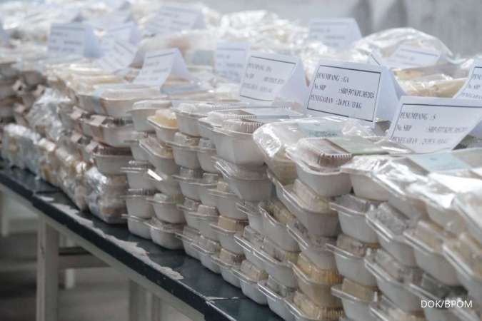 Tak Berizin BPOM, Bea Cukai Musnahkan 1 Ton Roti Milk Bun Asal Thailand