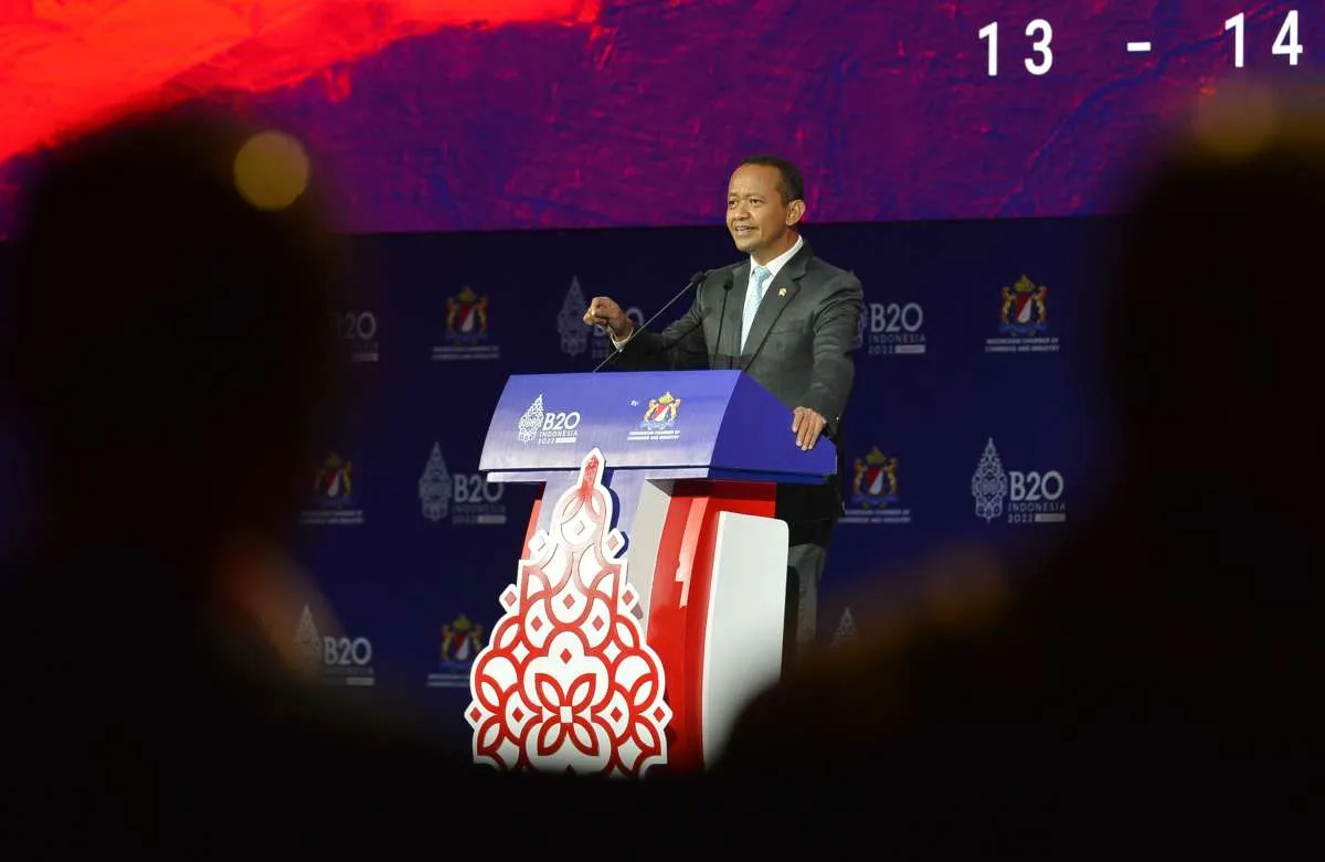 Realisasi Investasi Sepanjang 2022 Naik 34% Menjadi Rp 1.207 Triliun