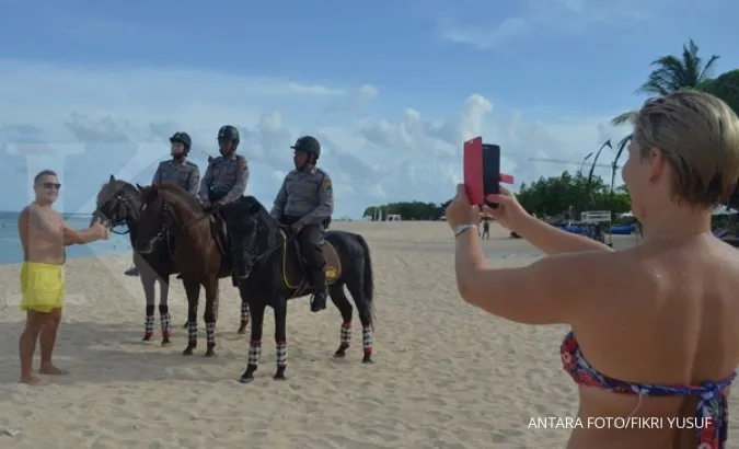 Indonesia welcomes more foreign tourists in March 