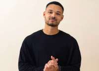 Strategi Steven Bartlett Bangun Podcast Raksasa Bernilai US$425 Juta