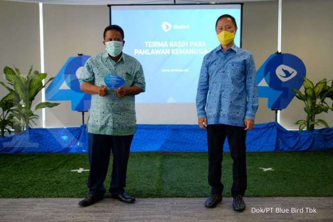 Sambut Sumpah Pemuda, Bluebird Serahkan Apresiasi kepada Ratusan Pahlawan Kemanusiaan
