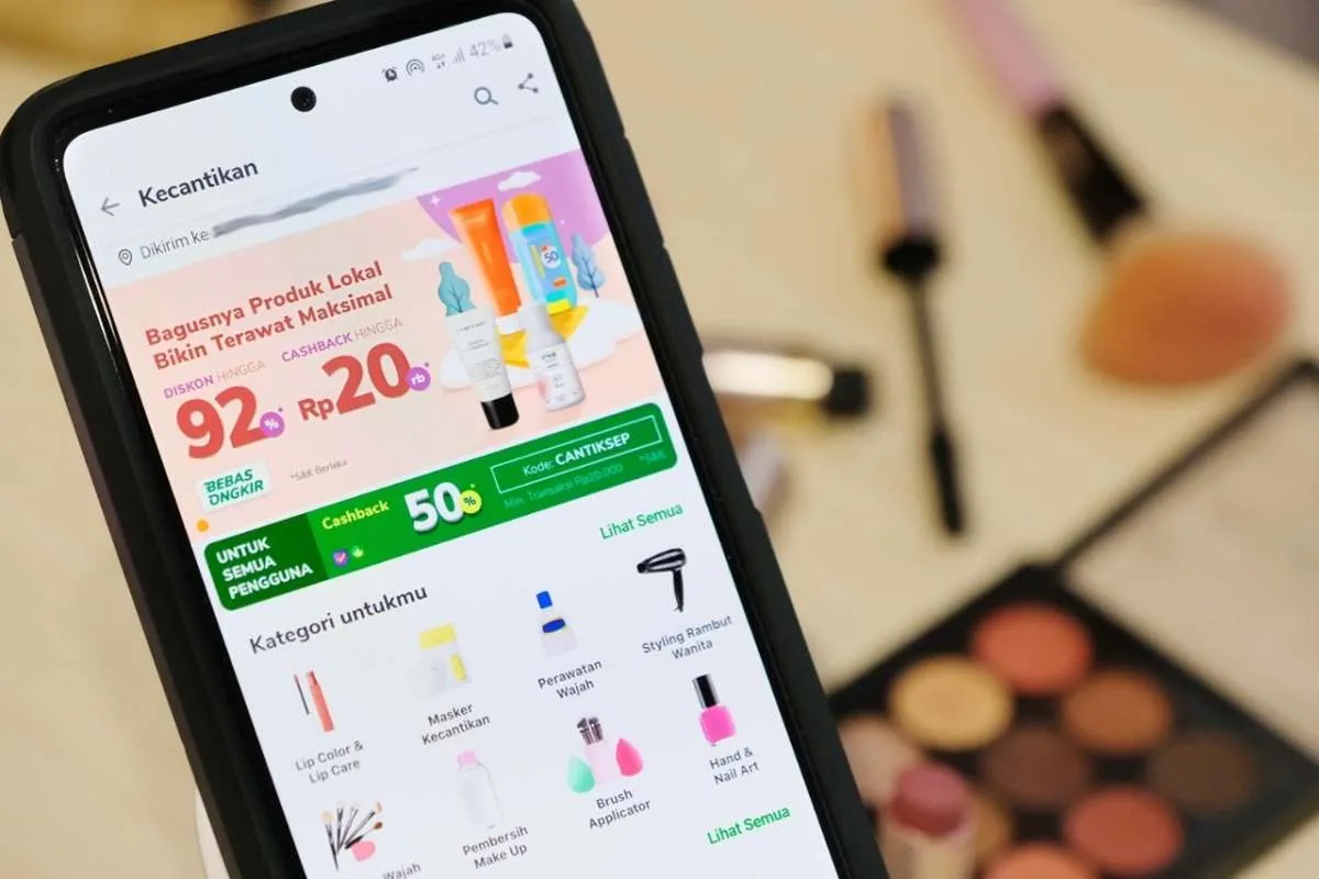 Tokopedia perkuat kolaborasi dengan peritel offline dan UMKM