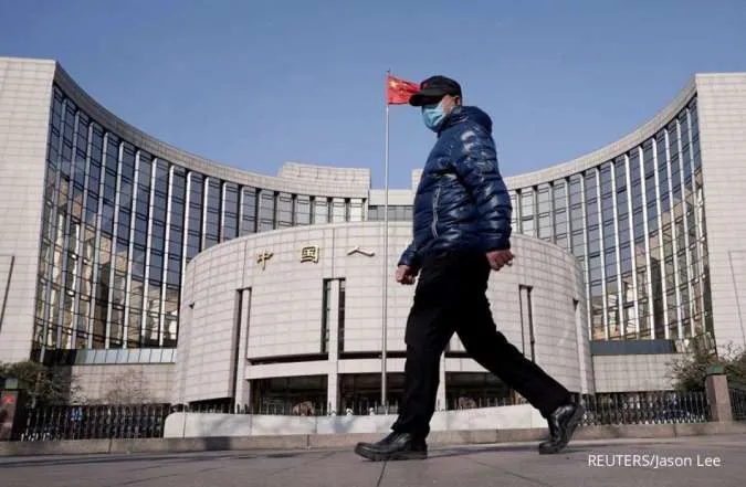 China Central Bank to Maintain Yield Curve, Correct Bond Risks